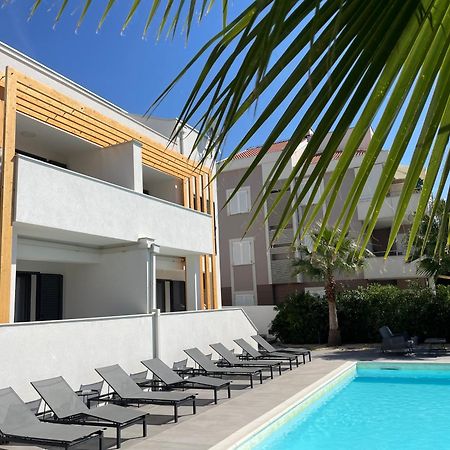 Villa Aquamarine Apartments Novalja Ngoại thất bức ảnh