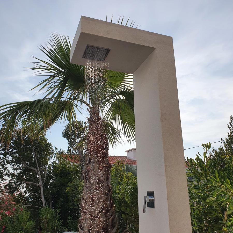 Villa Aquamarine Apartments Novalja Ngoại thất bức ảnh