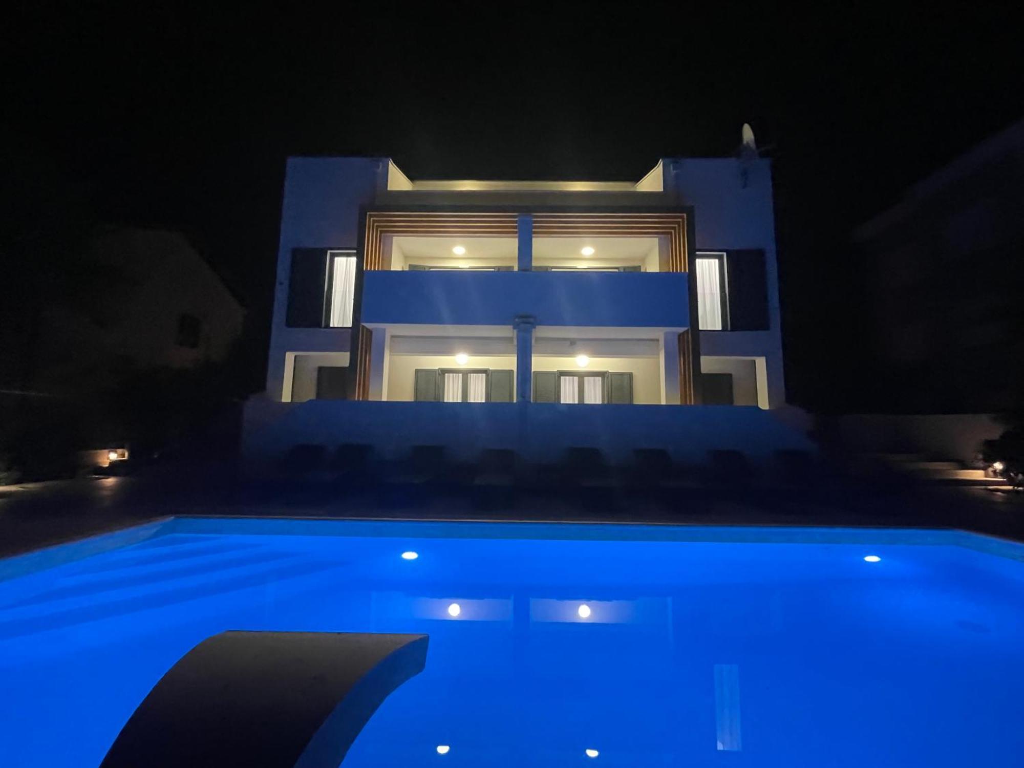 Villa Aquamarine Apartments Novalja Ngoại thất bức ảnh